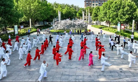 广宗县2025年“体重管理年”系列活动暨第一届夏季太极拳汇演圆满举行